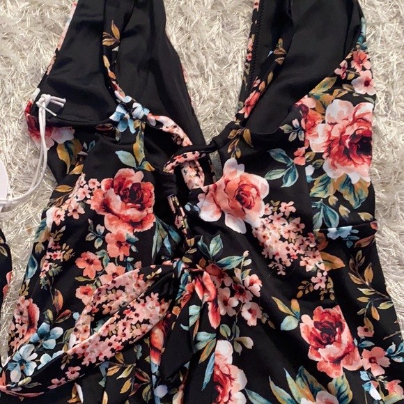 Tori Praver Andie One Piece Swimsuit NWT - Picture 6 of 8